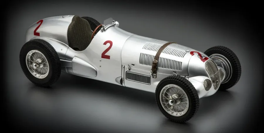 obrazek 1 Auto Mercedes-Benz W 125, Donington GP, #2 Lang