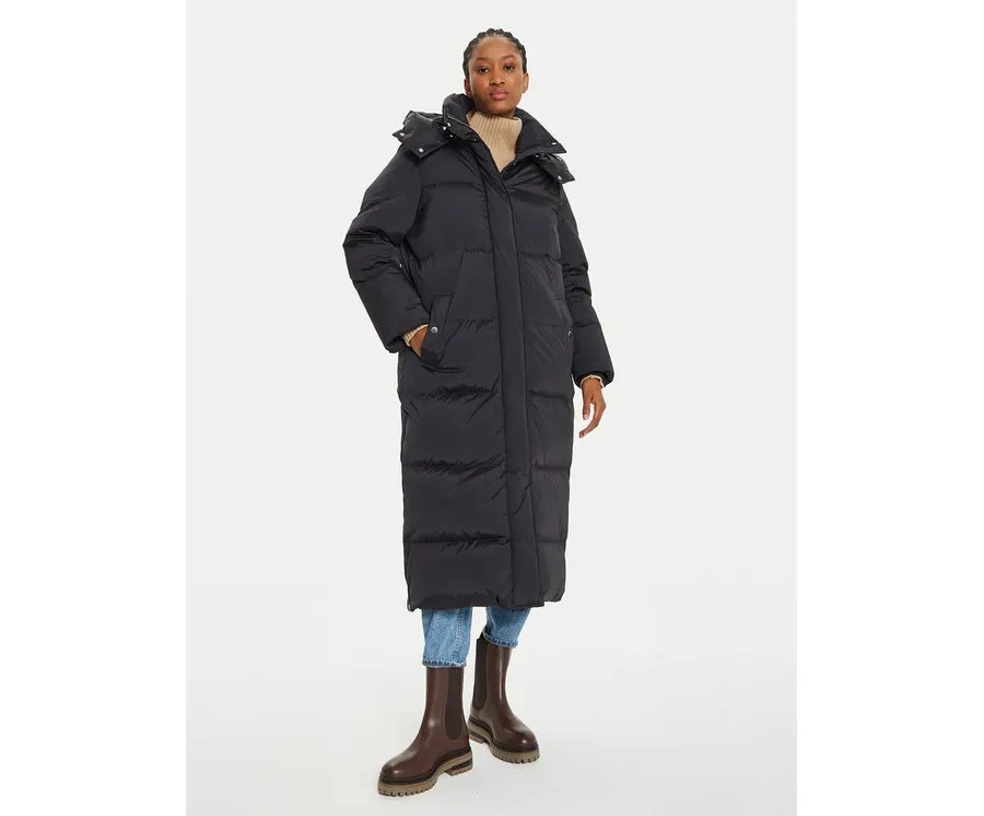obrazek 1 Woolrich Kurtka puchowa Aurora CFWWOU0698FRUT1148 Czarny Regular Fit
