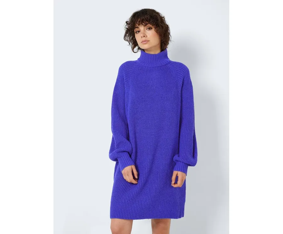 obrazek 1 Noisy May Sukienka dzianinowa Timmy 27017055 Niebieski Relaxed Fit