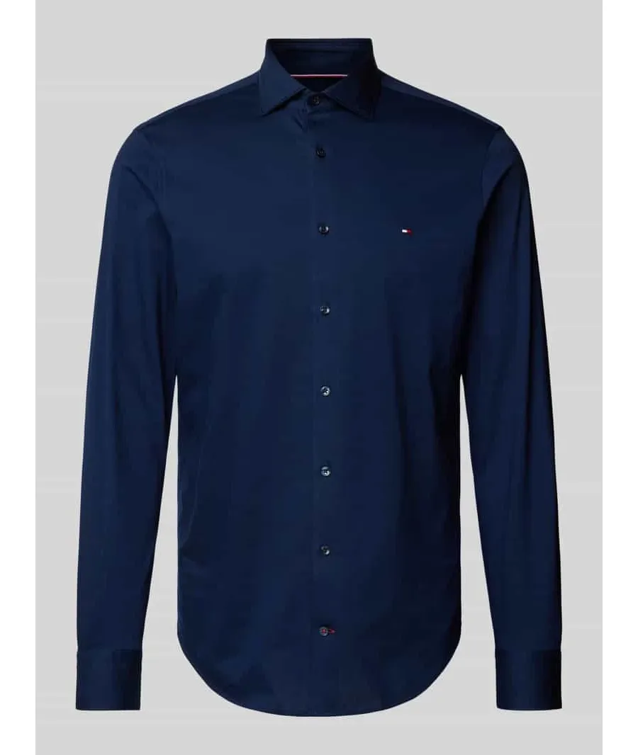 obrazek 1 Koszula biznesowa o kroju slim fit z kołnierzykiem typu kent model ‘Parker’