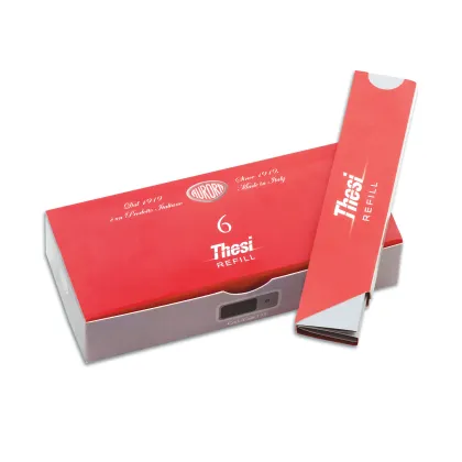 Picture Black Aurora pen refills in two sizes