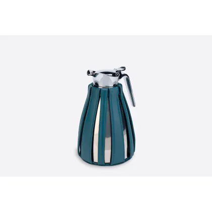 Zdjęcie Średnia termiczna karafka w niebieskim pokrowcu ze skóry naturalnej - do kuchni