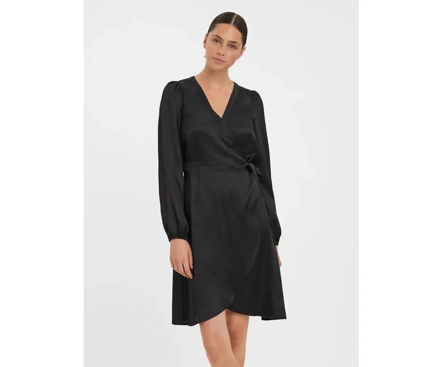 obrazek 1 Vero Moda Sukienka codzienna Sabi 10278655 Czarny Relaxed Fit