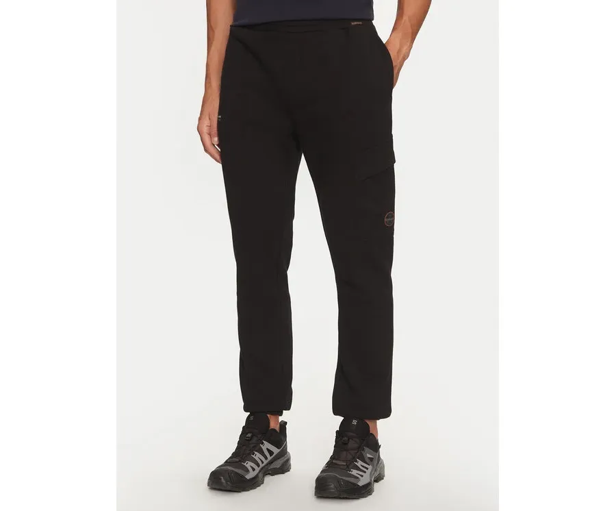 obrazek 1 Napapijri Spodnie dresowe M-Badge NP0A4I33 Czarny Regular Fit