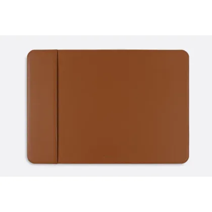 Picture Fantastic brown leather desk pad - for the office