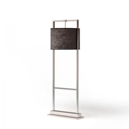 Zdjęcie Ekskluzywna lampa stojąca z metalową ramą z Włoch