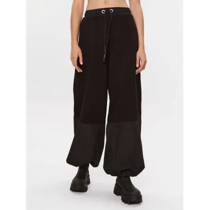 Zdjęcie MMC Studio Spodnie dresowe 6 Czarny Relaxed Fit