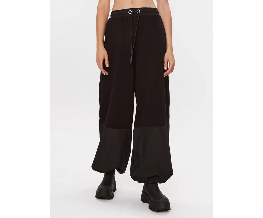 obrazek 1 MMC Studio Spodnie dresowe 6 Czarny Relaxed Fit