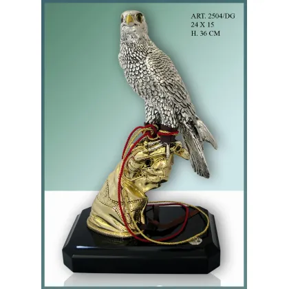 Zdjęcie Niepowtarzalna figura orła z włoch