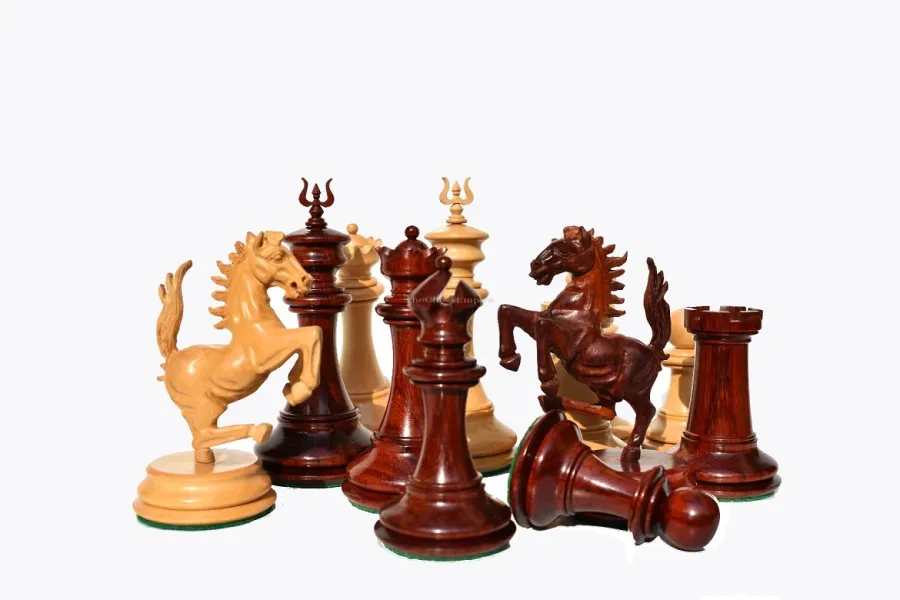 obrazek 1 Luksusowe figury szachowe Ferrari - The Chess Empire