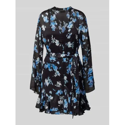 Zdjęcie Sukienka o długości do kolan z wiązanym paskiem model ‘SIBILLA’