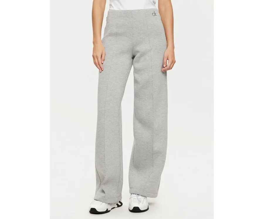 obrazek 1 Calvin Klein Spodnie materiałowe K20K207947 Szary Relaxed Fit