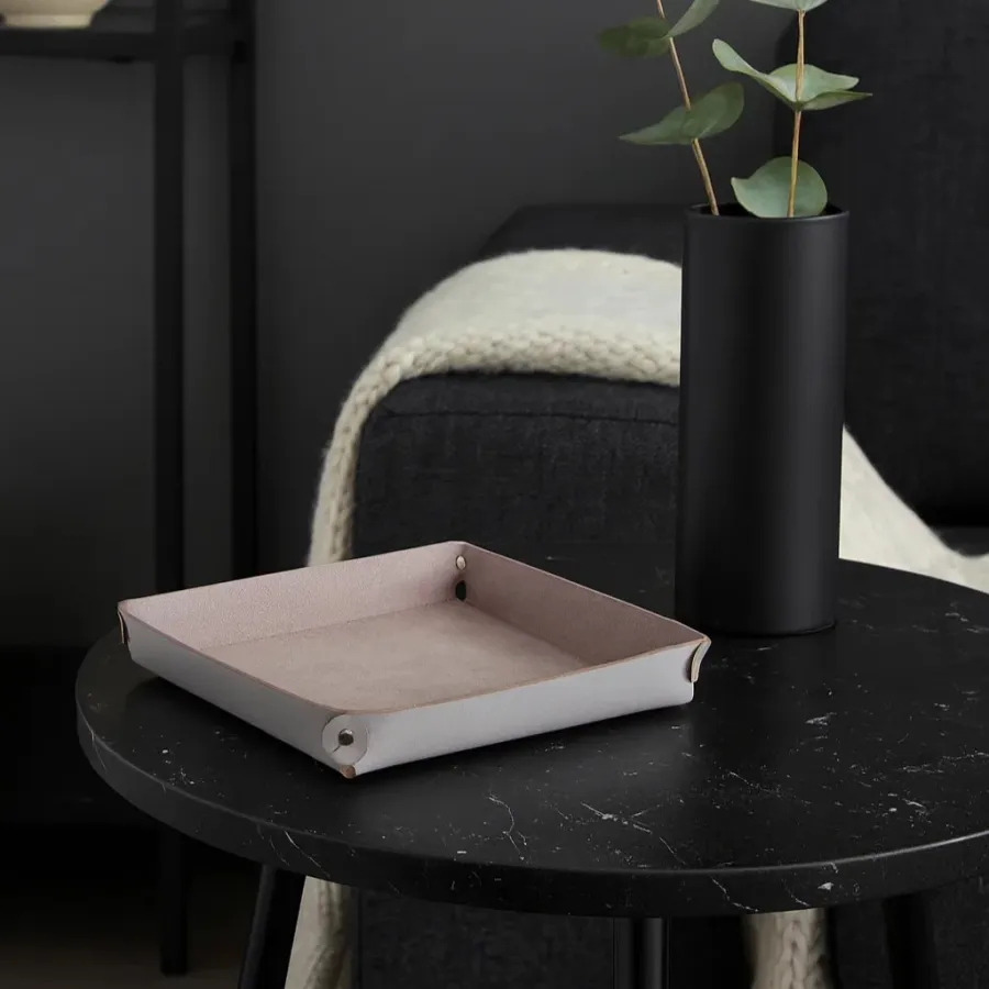 obrazek 2 Piękna stylowa taca 17x17xH3 cm w kolorze perłowym