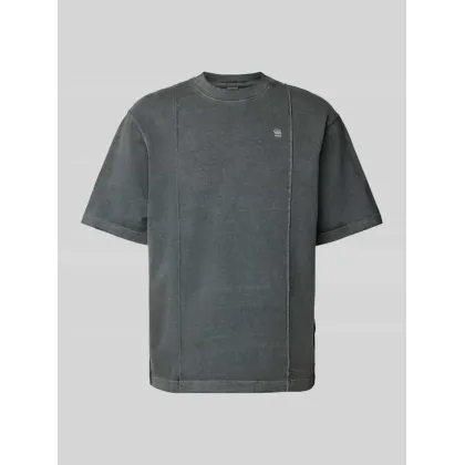 Zdjęcie T-shirt z wyhaftowanym logo