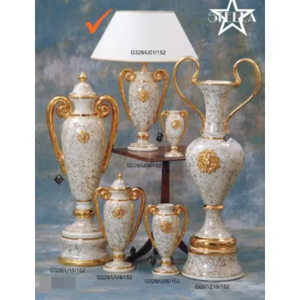 Zdjęcie Duża elegancka lampa na stół