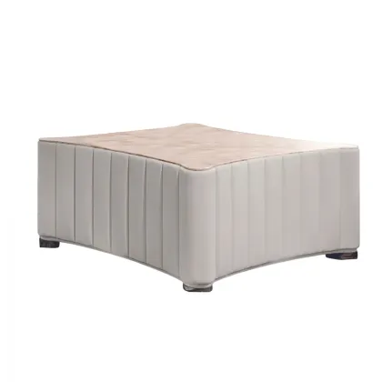 Zdjęcie Piękny włoski stolik kawowy o oryginalnym designie