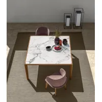 Zdjęcie Piękny luksusowy stół włoskiego producenta