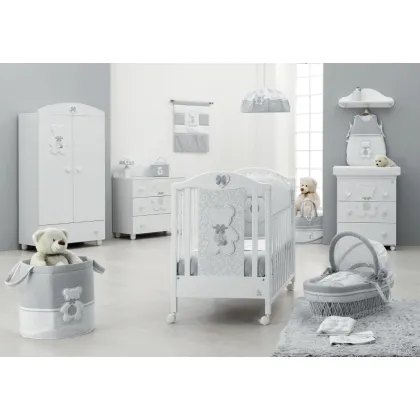 Zdjęcie Białe włoskie łóżeczko dla niemowlaka - Italbaby