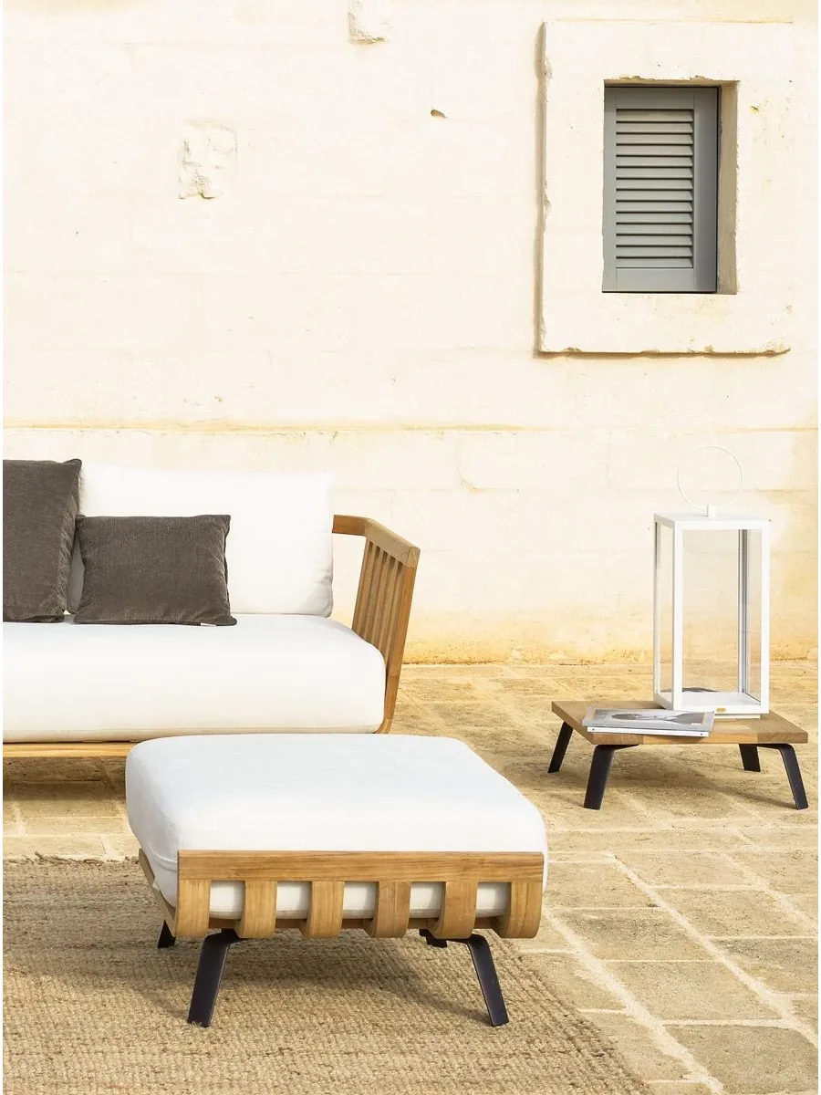 obrazek 2 Stylowa pufa Welcome 66×85 cm z drewna tekowego do ogrodu i na taras
