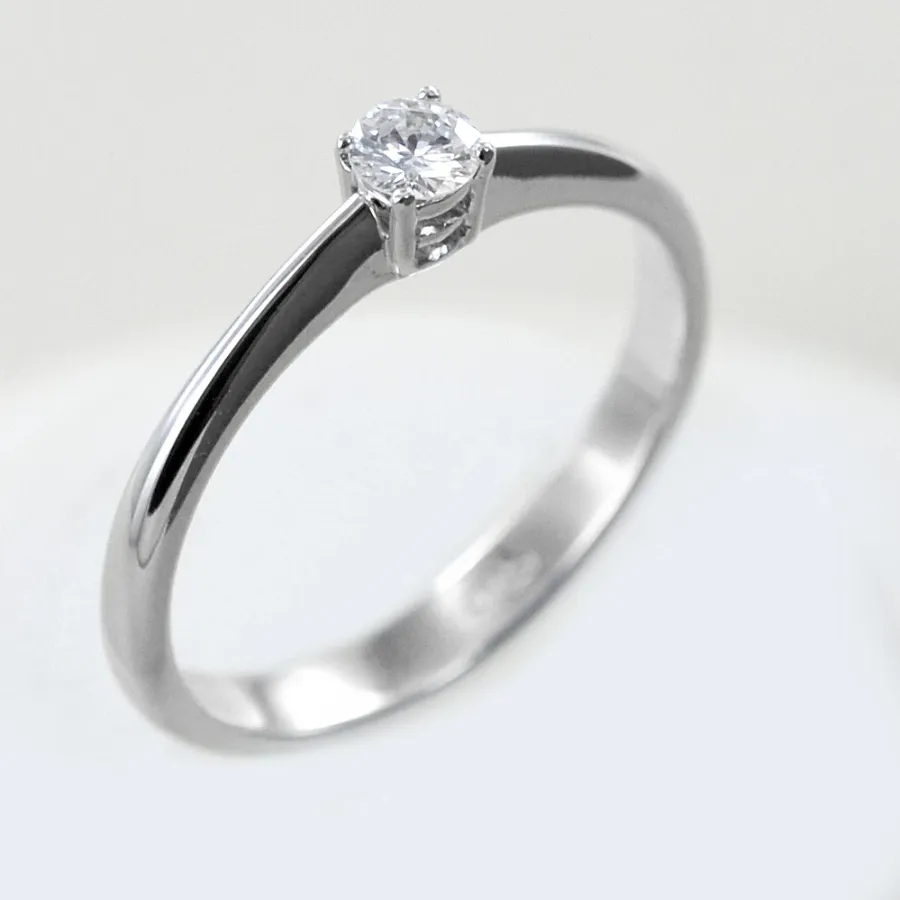 obrazek 3 Średni pierścionek Solitaire z diamentem 0,15 karata