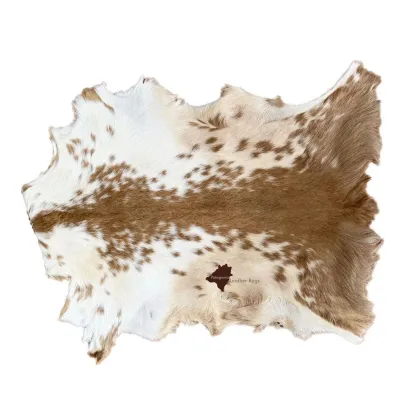 Zdjęcie Wyszukany skórzany dywan do salonu