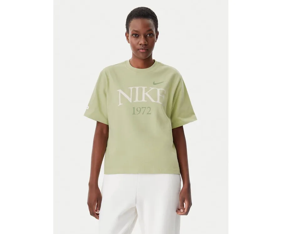 obrazek 1 Nike T-Shirt FQ6600 Zielony Loose Fit
