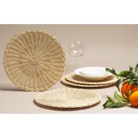 Picture A plate stand made of natural wicker