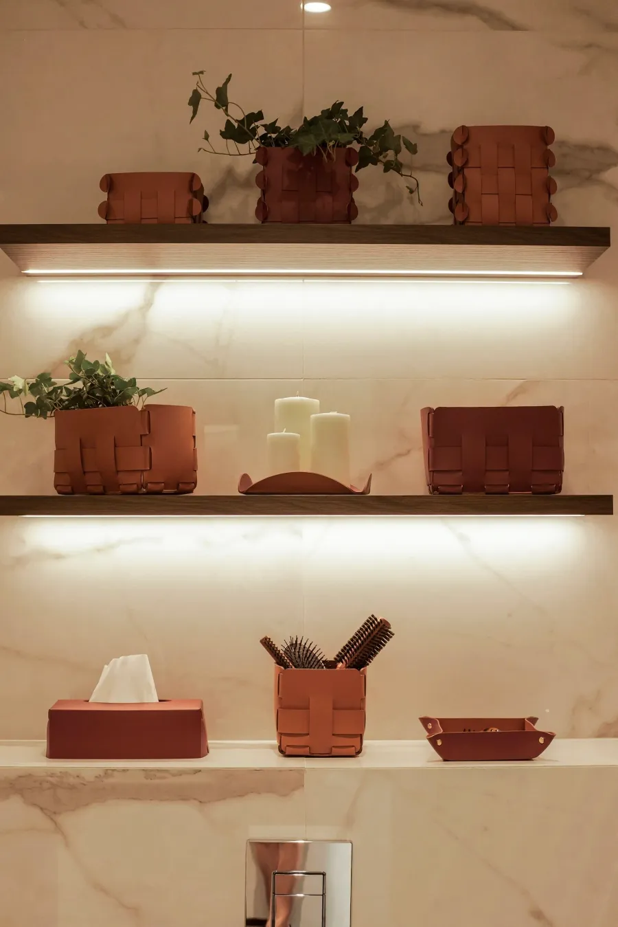 obrazek 4 Oryginalny koszyk Bottega 12x12xH13 cm w kolorze bursztynowym