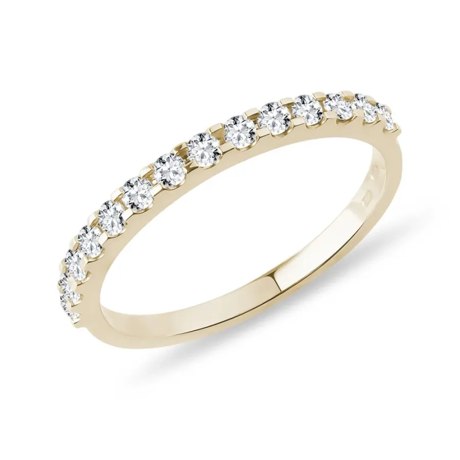 obrazek 1 Obrączka z żółtego złota z diamentami w stylu half-Eternity KLENOTA