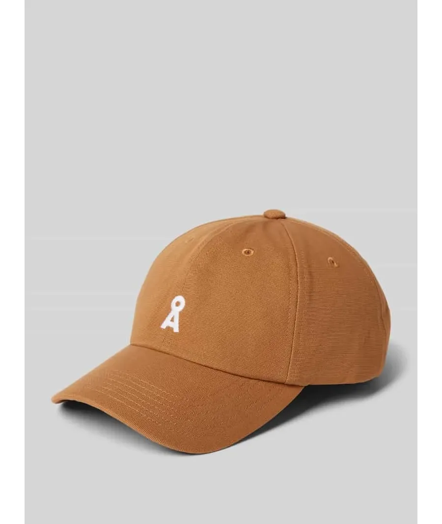 obrazek 1 Czapka z daszkiem i wyhaftowanym logo model ‘YENAAS’