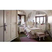 Zdjęcie Niezwykła sypialnia dla dziewczynki w delikatnych kolorach - Volpi