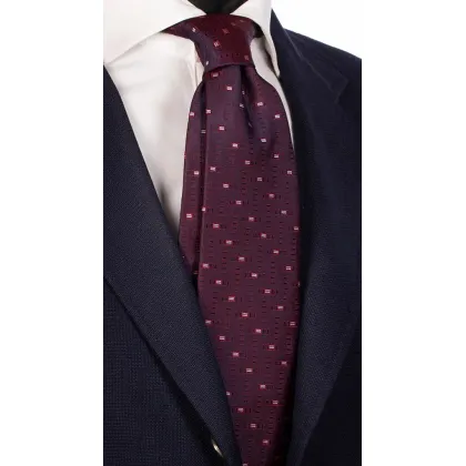 Zdjęcie Pokazowy, bordowy krawat z opalizującym efektem
