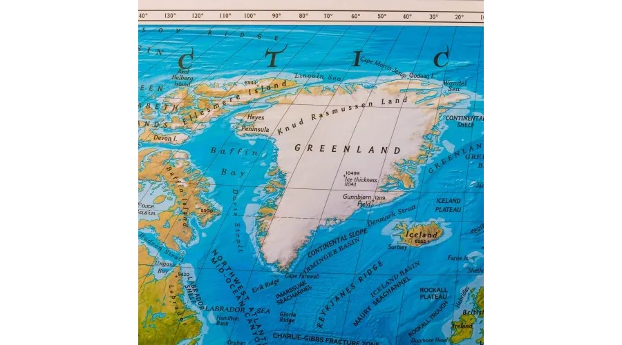 picture 4 Wonderful physical world map - two variants