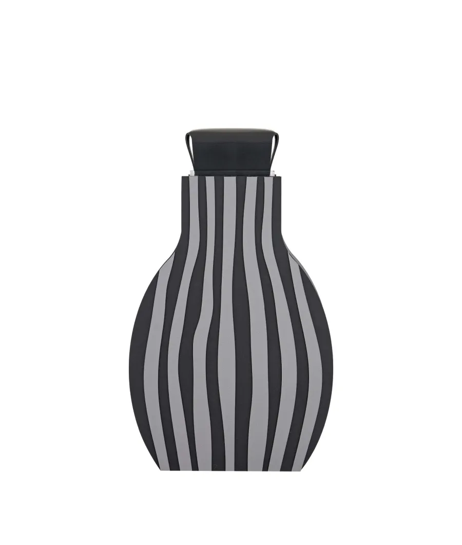 obrazek 1 Wyjątkowy wazon Otto 9x24xH44 cm z czarnej i szarej skóry w pionowe pasy