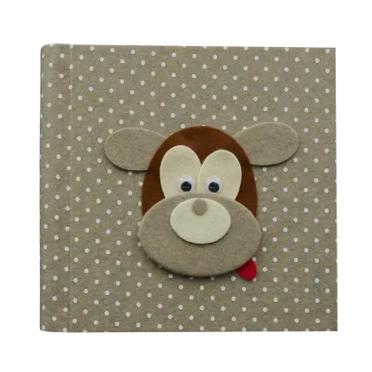 Picture A unique diary of development stages in the first year of life with a dog