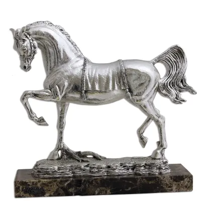 Zdjęcie Ekskluzywna statuetka konia