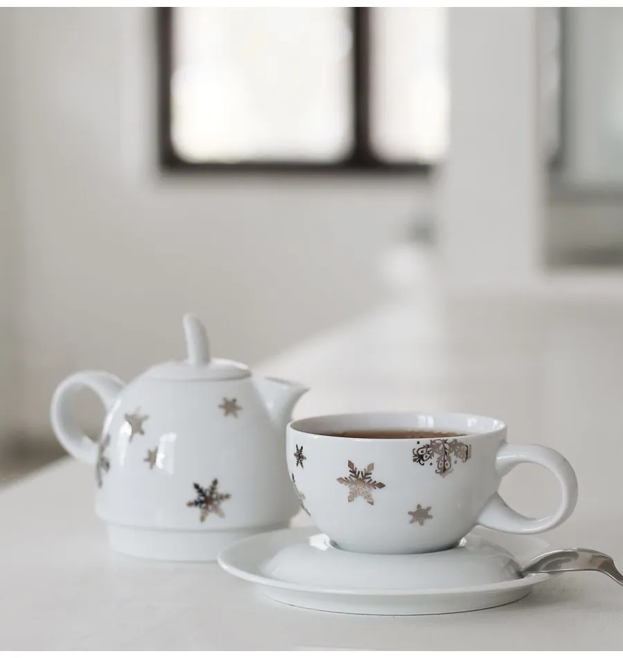 obrazek 4 Piękna porcelanowa filiżanka do herbaty ze spodkiem zdobiona gwiazdkami – Leander