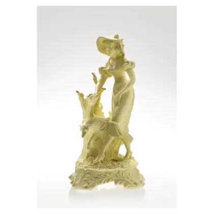 Zdjęcie Zachwycająca figurka kobiety z psem marki Rebirth Ceramics