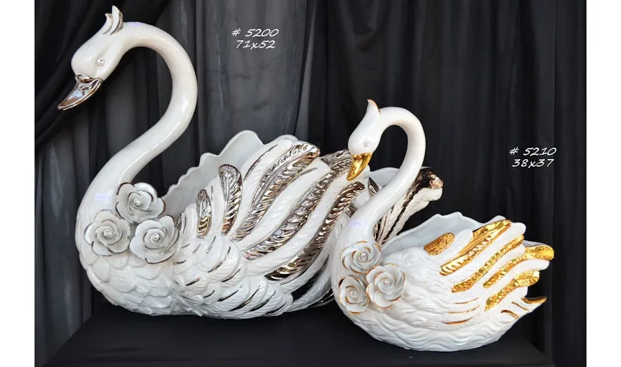 picture 1 Decorative swans
