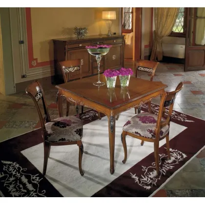 Zdjęcie Elitarny kwadratowy stół w stylu klasycznym