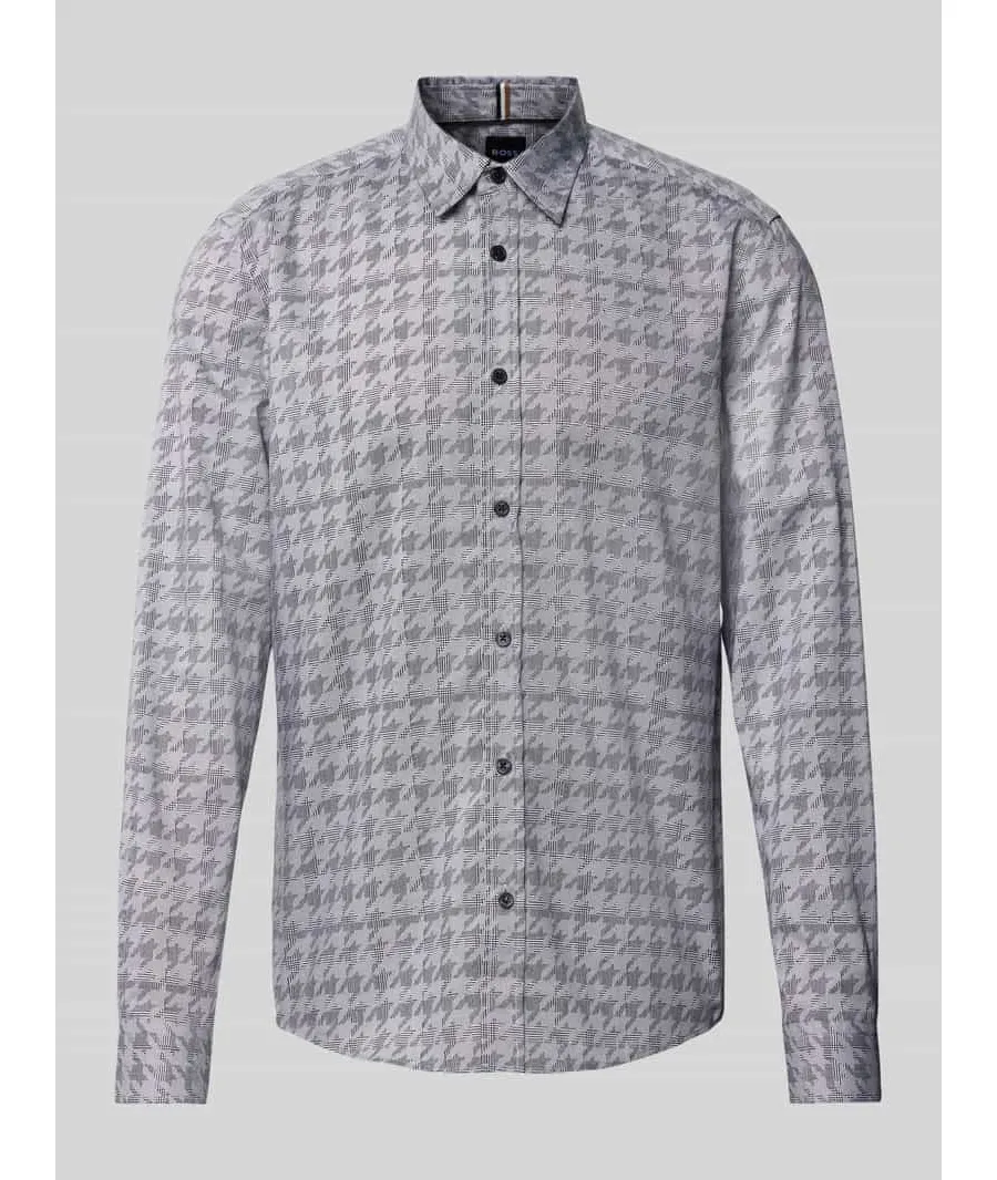 obrazek 1 Koszula casualowa o kroju regular fit z kołnierzykiem typu kent model ‘Liam’