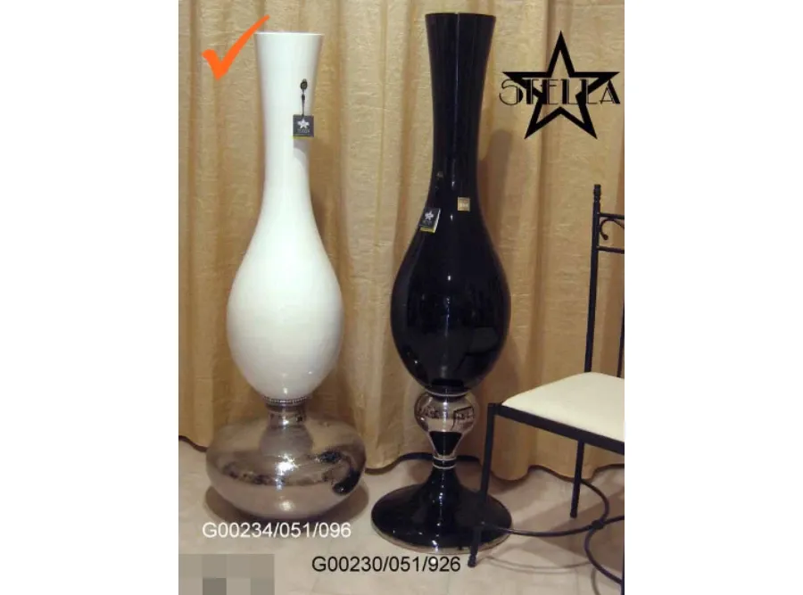 obrazek 1 Urokliwy ceramiczny wazon w kolorze platynowej bieli z kryształami Swarovskiego