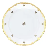 Zdjęcie Pięknie zdobiony talerz z porcelany