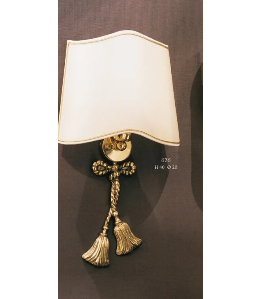 obrazek 1 Lampa ścienna z jednym światłem z kokardą i frędzlami - Il Paralume Marina