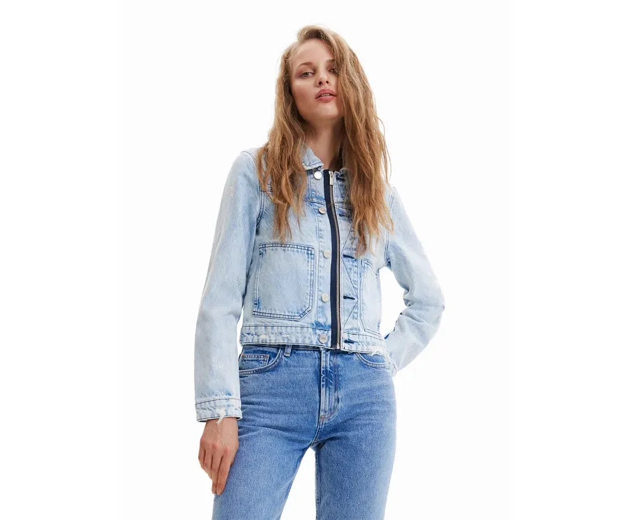 obrazek 1 Desigual Kurtka jeansowa Feriha 23SWED27 Niebieski Regular Fit