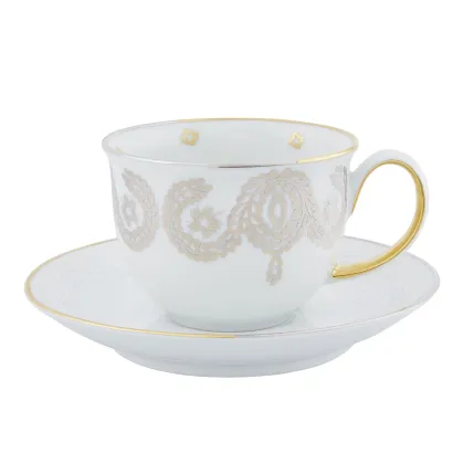 Zdjęcie Porcelanowa filiżanka do kawy ze spodkiem Paseo z reliefowym roślinnym zdobieniem - Vista Alegre