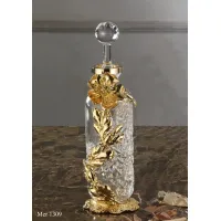 Picture Luxurious perfume bottle in engraved crystal and gilded bronze