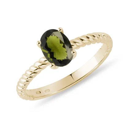 Zdjęcie Złoty pierścień z owalnym mołdawitem KLENOTA