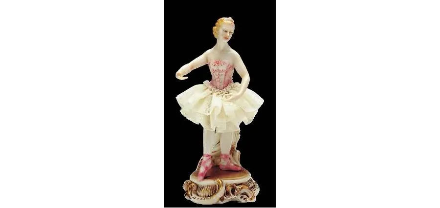 obrazek 1 Porcelanowa baletnica do salonu