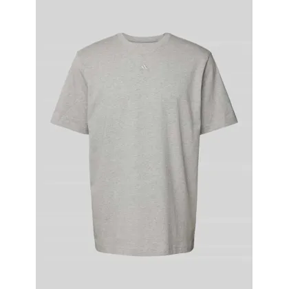 Zdjęcie T-shirt z wyhaftowanym logo